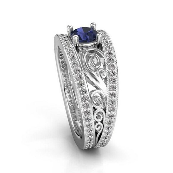 New Vintage 925 Silver Blue Sapphire Ring - Picture 3 of 3